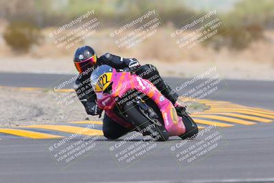 media/Sep-11-2022-SoCal Trackdays (Sun) [[81b7e951af]]/Turn 5 (1110am)/